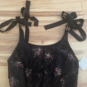 Runaway Corset Top
Color: Black Combo
Size: S